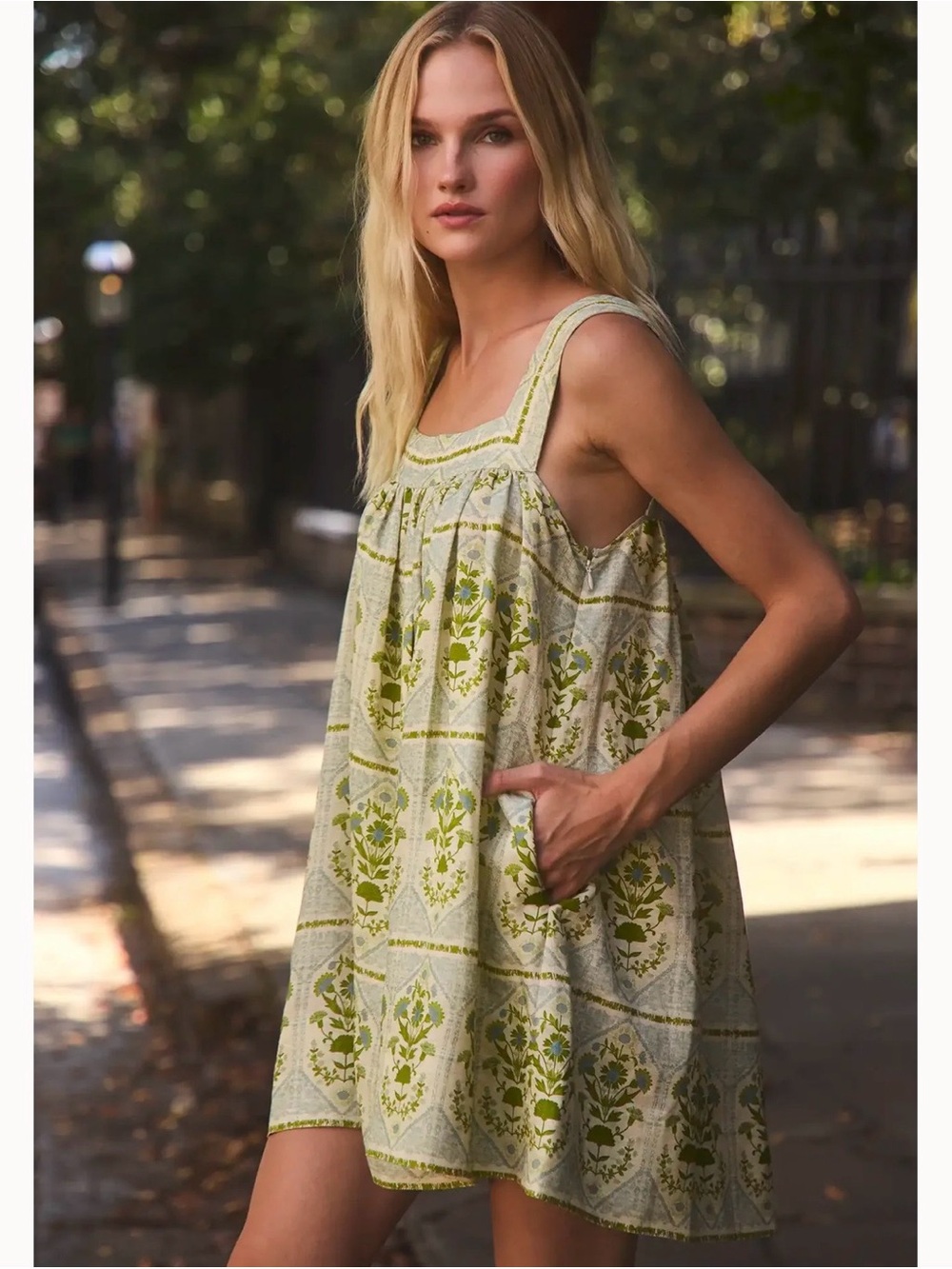 Hunter Bell Tipper Square Neck Mini Dress Green Small